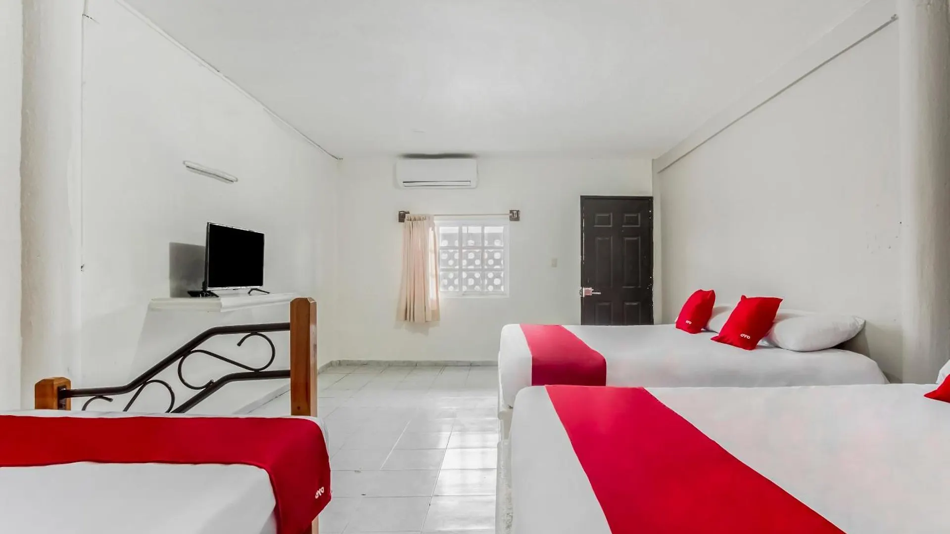 Oyo Hotel Jaguar Alfredo V. Bonfil 2*,